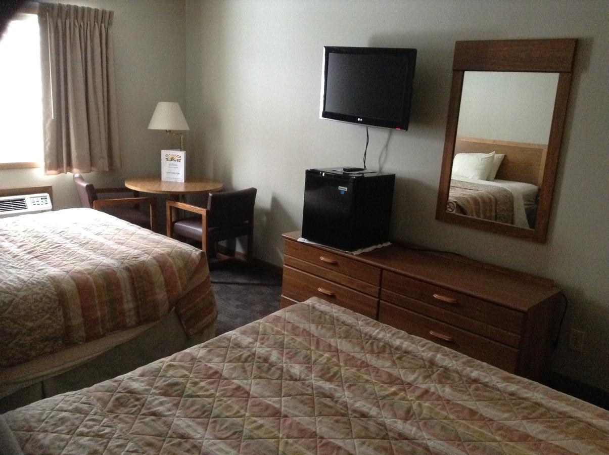 Mondovi Sunrise Inn Hotel מראה חיצוני תמונה